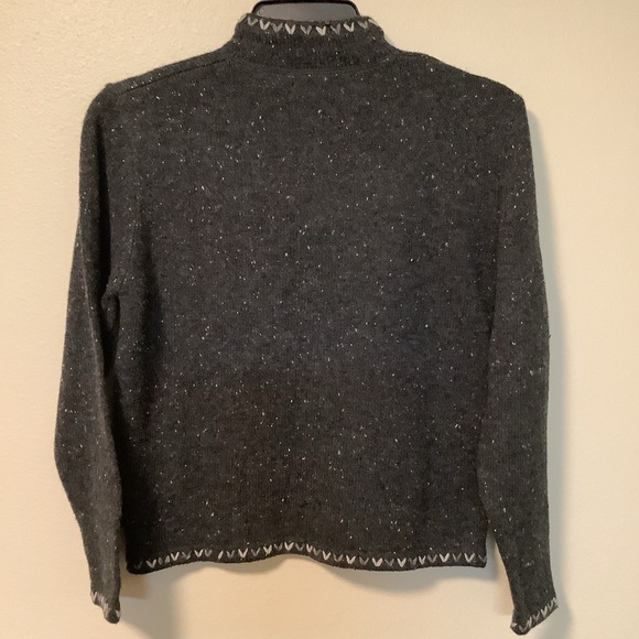 Woolrich Women’s med dark heather gray 1/4 zip up boxy wool blend sweater - Picture 3 of 8